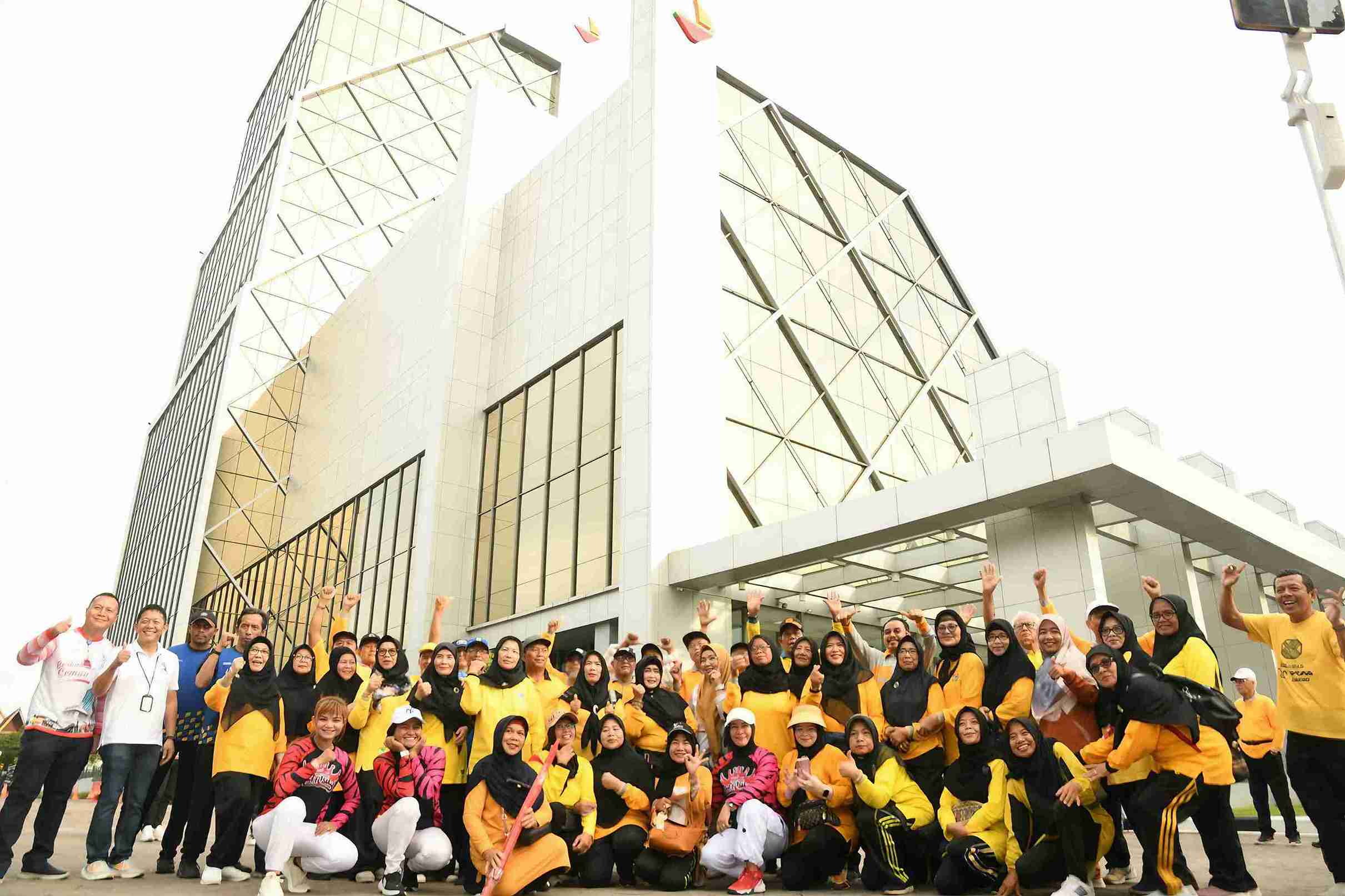 BRK Syariah Gelar Senam Sehat dan Layanan Pemeriksaan Kesehatan Untuk Nasabah PNS Pensiun dan Pra Pensiun