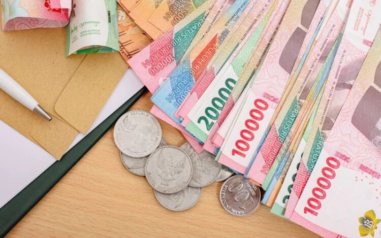 Nilai Tukar Rupiah Menguat ke Rp16.276,5 Usai Kesepakatan Dagang AS–Jepang, Dolar AS Melemah