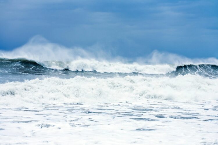 Tsunami Jepang Dilaporkan Memiliki Daya Rusak yang Tak Bisa Diremehkan